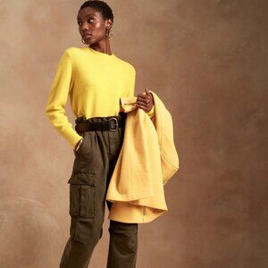 Banana Republic Sunny Yellow Crew Neck Sweater